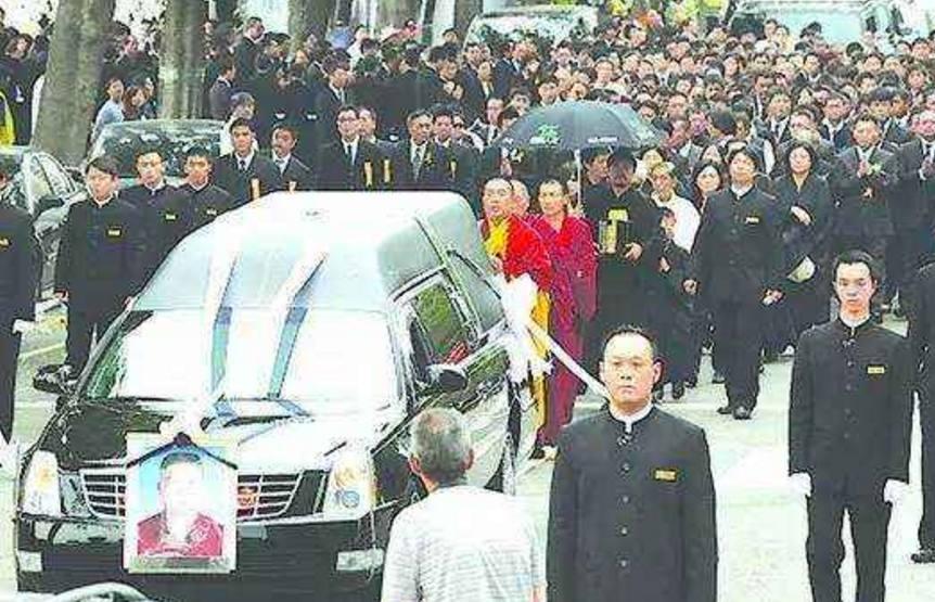澳门六开彩开奖结果20，揭秘彩票背后的秘密，澳门六开彩开奖结果揭秘，彩票背后的秘密与运气之战