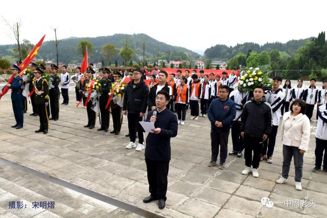 一肖二中二有几组