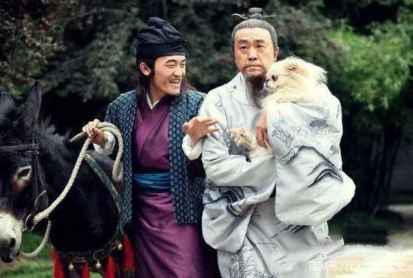 揭秘刘伯温与鷄飛狗跳之间的神秘联系，解读生肖奥秘，揭秘刘伯温与生肖奥秘，鷄飛狗跳背后的神秘联系解读